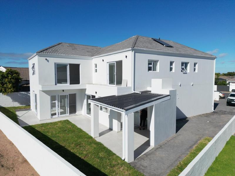 4 Bedroom Property for Sale in Langebaan Country Estate Western Cape